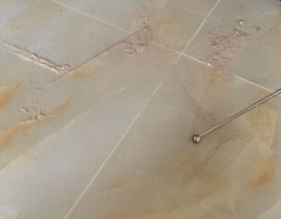永仁瓷砖空鼓维修公司分享粘合剂选择不当在瓷砖铺贴过程中可能导致以下问题
